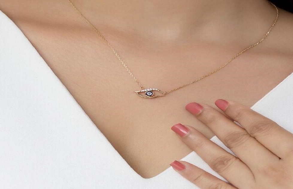 Make an Edgy Mark this Wedding Season with Stylish Evil Eye Pendants